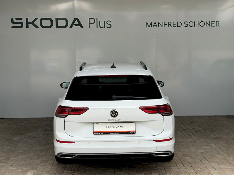 Volkswagen Golf Variant (2021) Style 1.5 TSI / 110 kW M6 - fotka 25 z 26