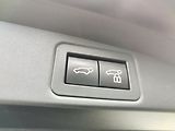 Toyota Corolla 2.0 HEV/144kW Executive e-CVT - náhled 10