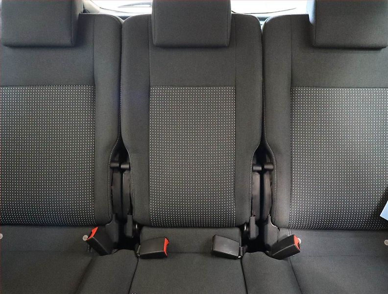Ford C-MAX (2011) 1.6 TDCi, Serv.kniha, Tempomat - fotka 10 z 17