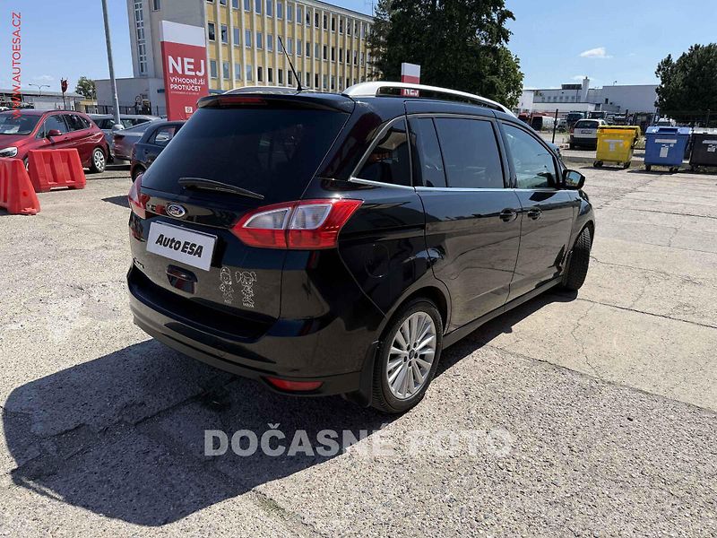 Ford Grand C-MAX (2015) 2.0 TDCi, AC, TZ - fotka 2 z 3