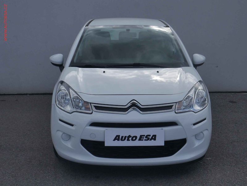 Citroën C3 (2014) 1.2 VTi, ČR, AC, STK7/28 - fotka 2 z 12