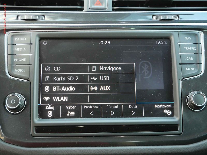 Volkswagen Tiguan (2016) 2.0TDi, Highline, DSG, panor - fotka 17 z 22