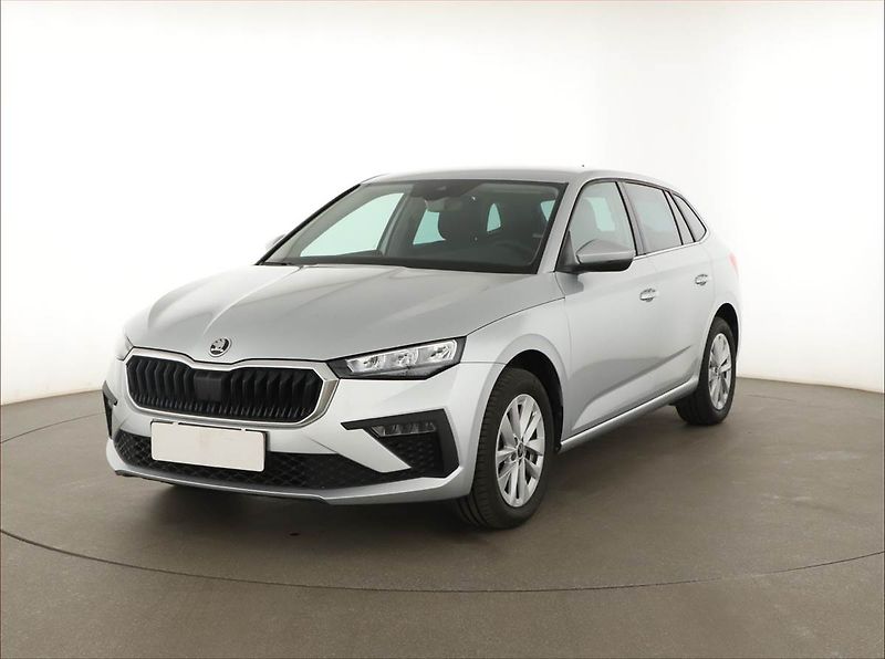 Škoda Scala (2025) 1.0 TSI, Top Selection, FullLe - fotka 2 z 15