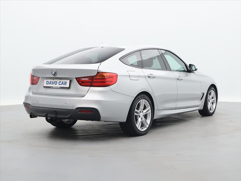 BMW Řada 3 2,0 318d 100kW GT M-Sport - fotka 7 z 34
