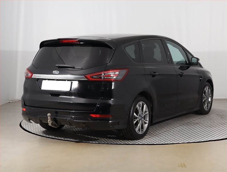 Ford S-MAX (2019) Titanium 2.0 EcoBlue, Automat - fotka 5 z 28