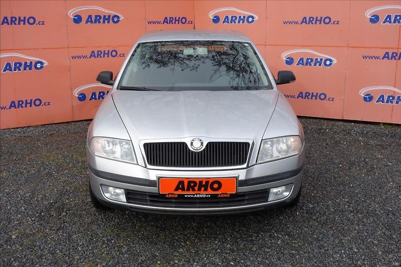 Škoda Octavia 1,6 i 75KW, ČR, KLIMATIZACE. - fotka 2 z 25