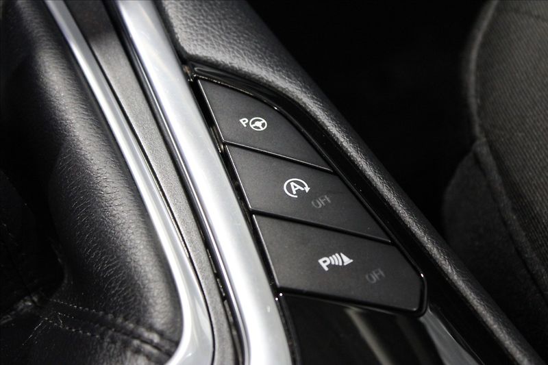 Ford Galaxy 2,0 TDCi 110kW Titanium 7 míst - fotka 31 z 38