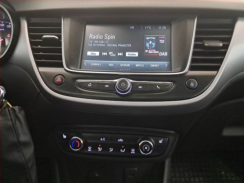 Opel Crossland X (2022) 1.2 Turbo, Automat, Serv.kniha - fotka 12 z 18