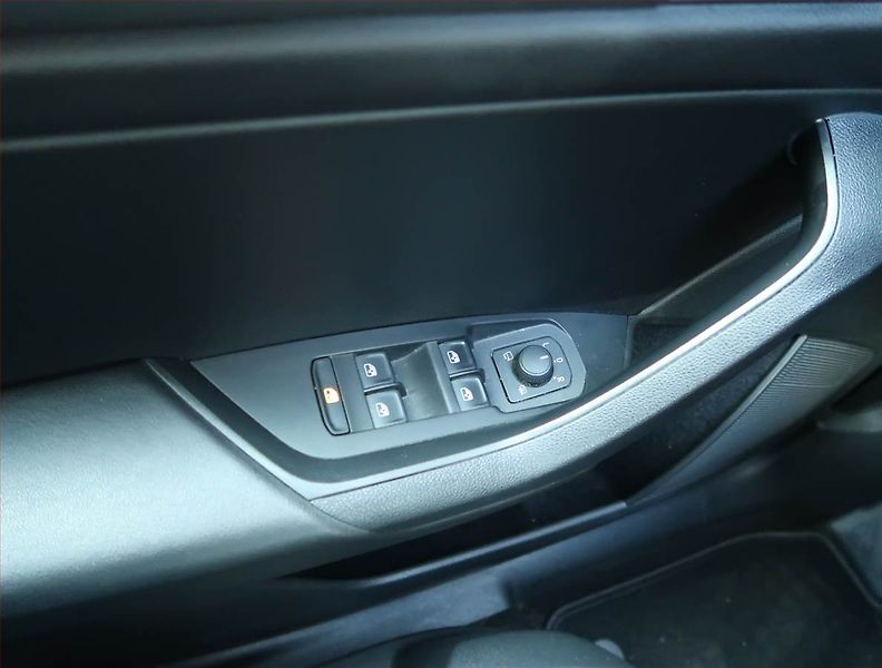 Škoda Kodiaq (2017) Ambition Plus 1.4 TSI, Navi - fotka 16 z 16