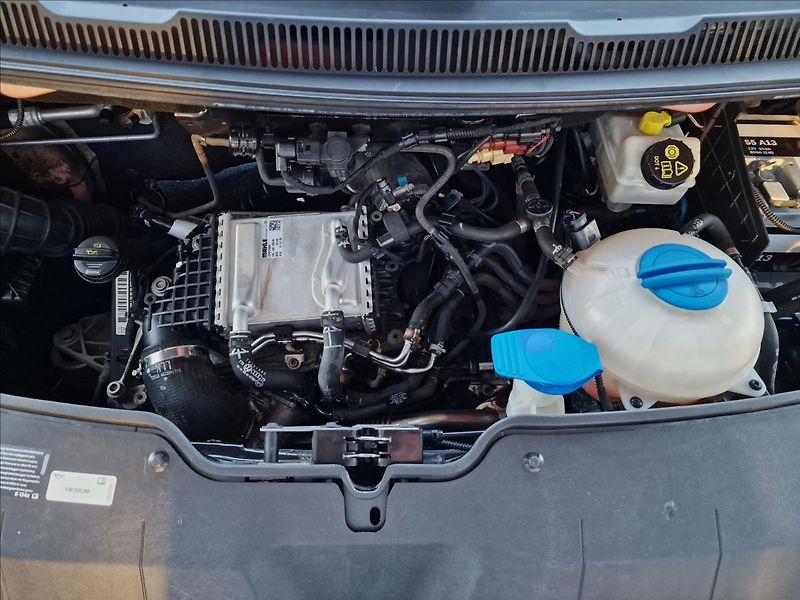 Volkswagen Transporter 2.0TDI DSG LONG, ČR, 1.Majitel - fotka 44 z 50