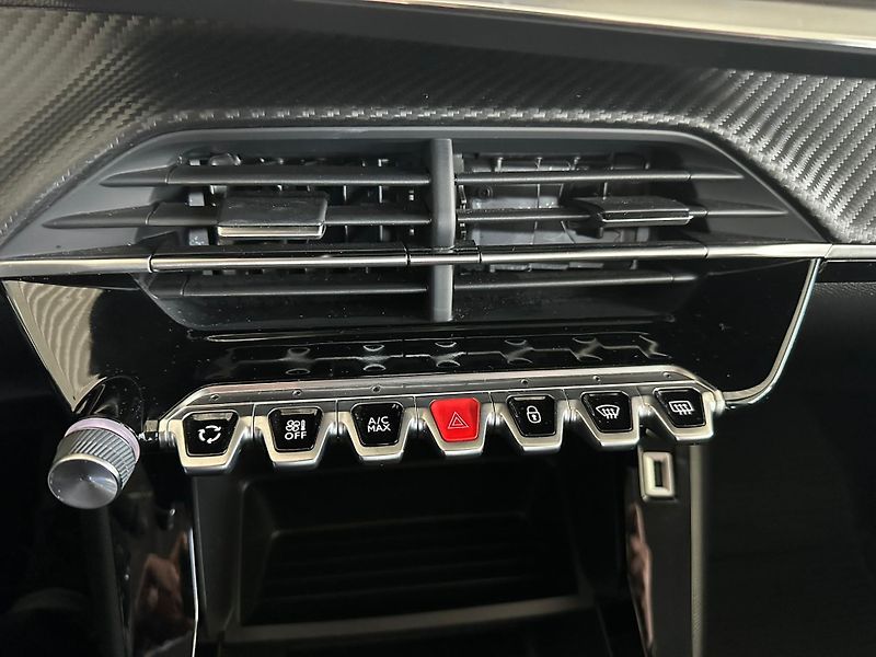 Peugeot 208 1,2 74kW, 1.majitel ČR, LED - fotka 15 z 19
