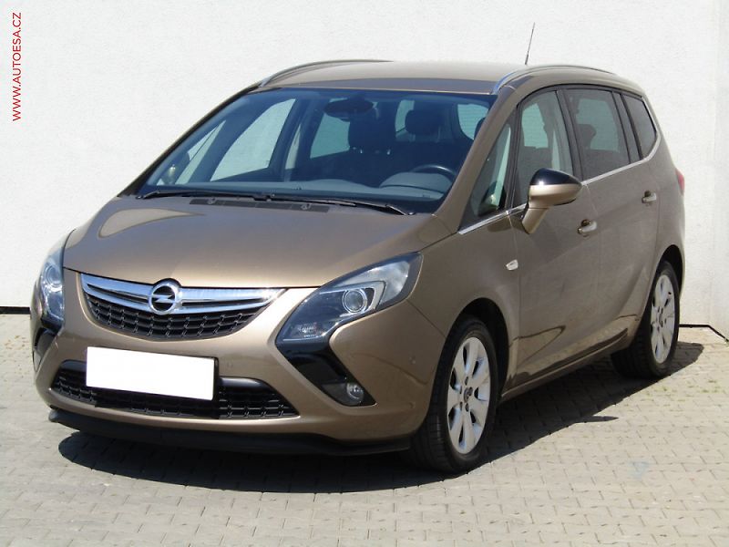 Opel Zafira (2014) 1.8, Family - fotka 3 z 3
