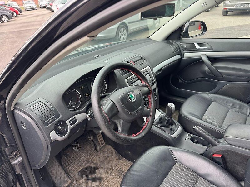 Škoda Octavia (2010) 1.6 TDI 77kW - fotka 11 z 29