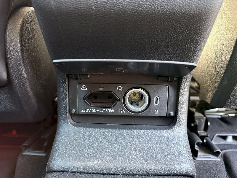Škoda Kodiaq (2023) L K 2,0 TDI 4x4 147 kW  7 Auto - fotka 13 z 34