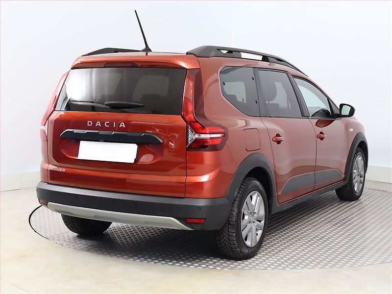 Dacia Jogger (2023) Expression 1.0 TCe LPG, LPG - fotka 5 z 16
