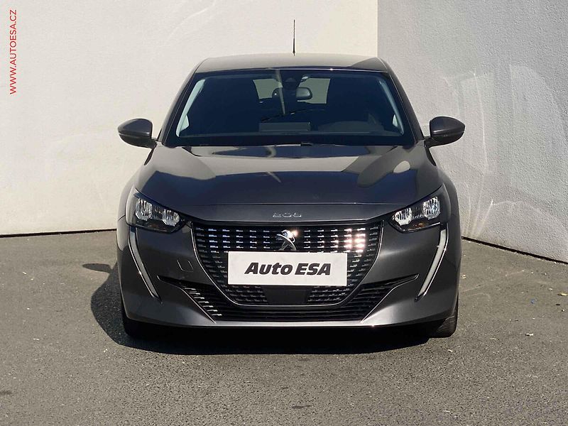 Peugeot 208 (2021) 1.2 PT, Road Trip, LED, navi - fotka 2 z 18