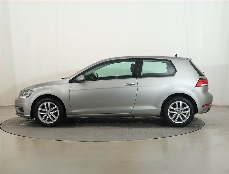 Volkswagen Golf (2017) 1.4 TSI, Navi, Tempomat - fotka 3 z 15