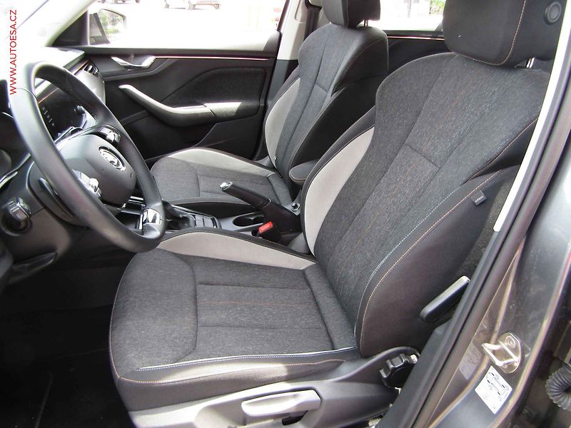 Škoda Kamiq (2022) 1.5 TSi, 1.maj,ČR, Style, DSG - fotka 9 z 20