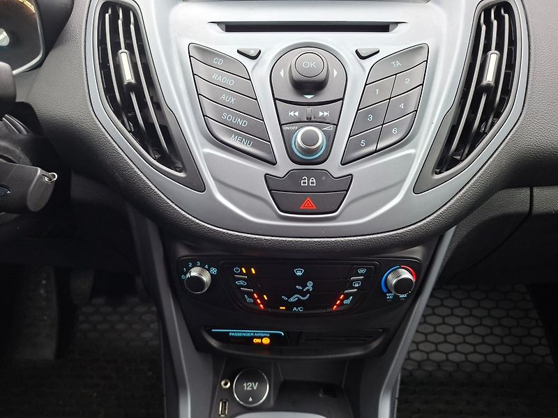 Ford B-MAX (2014) 1.0i 74kW E-BOOST - fotka 15 z 25