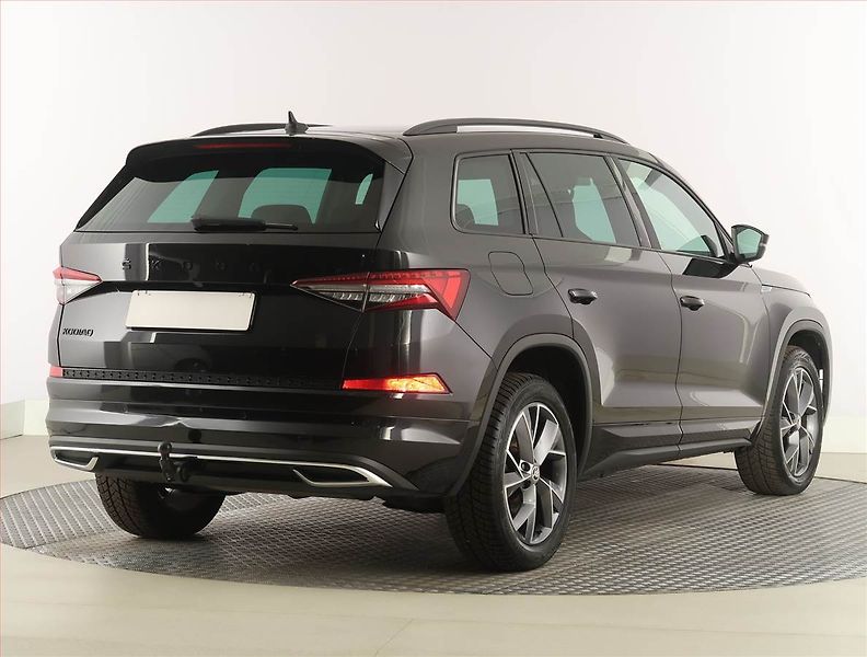 Škoda Kodiaq (2022) Sportline 1.5 TSI, digi klima - fotka 5 z 29