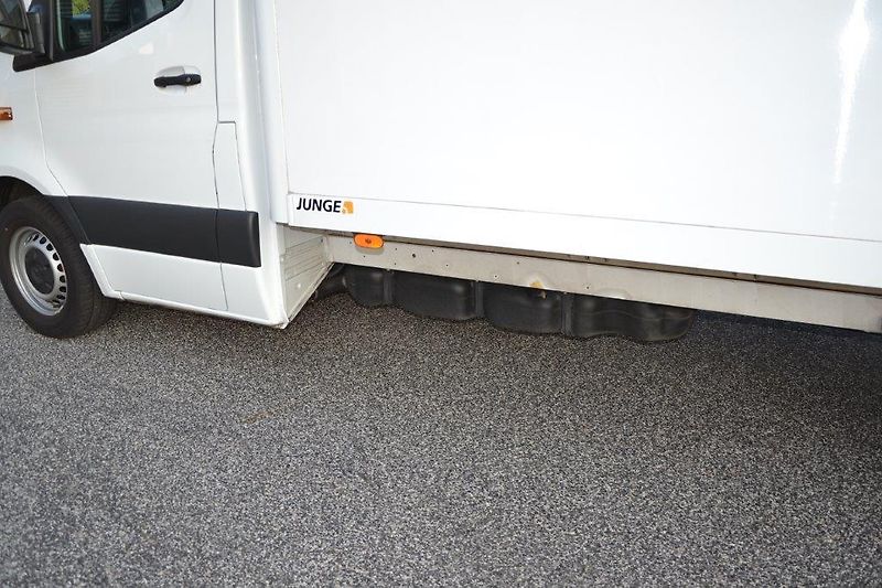 Mercedes-Benz Sprinter 317 hydr. čelo velká výbava  - fotka 22 z 51