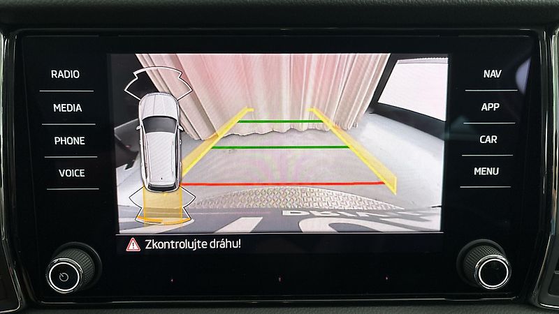 Škoda Kodiaq 2.0 TDI DSG 4x4 Style - fotka 12 z 30