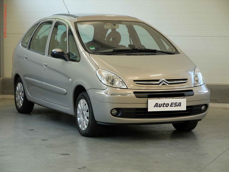 Citroën Xsara Picasso (2005) 1.8i, 1.maj, AC, panor - fotografie inzerátu