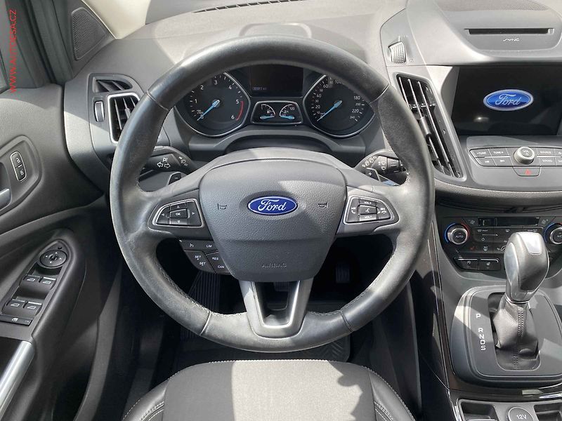 Ford Kuga (2017) 2.0TDCi 4x4, ČR, Titanium, AT - fotka 11 z 18