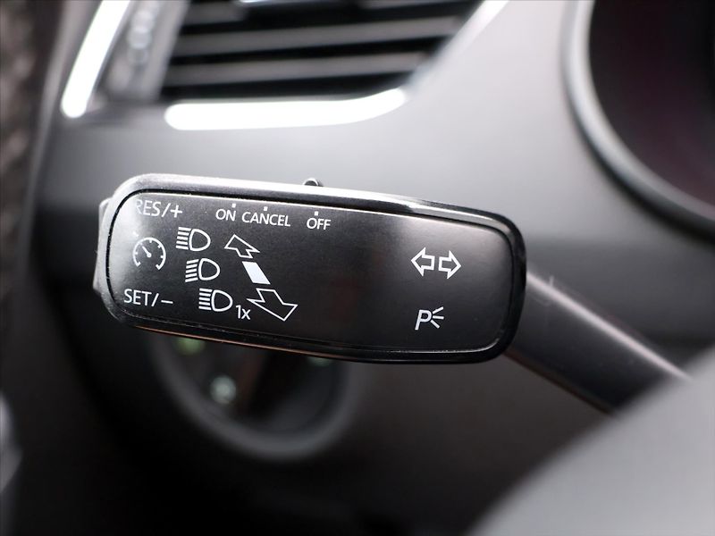 Škoda Octavia 2,0 TDI 110kW Style CZ - fotka 19 z 36