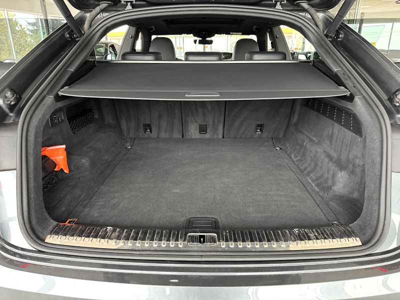 Audi Q8 50TDI Quattro*S-LINE*REZERVACE - fotka 39 z 42