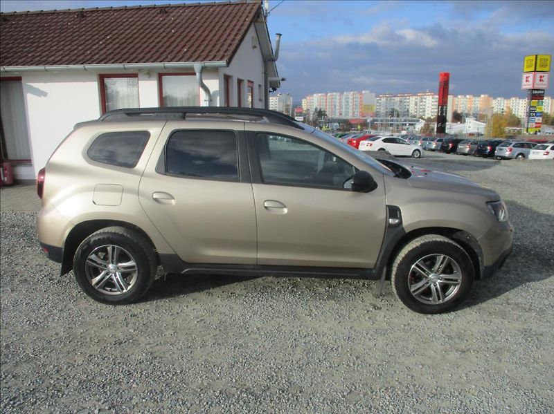 Dacia Duster 1,6 i 16v, klima,serv.historie - fotka 5 z 46