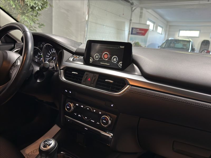 Mazda 6 2,2   D 1.MAJITEL 1.ROK ZÁRUKA - fotka 23 z 41