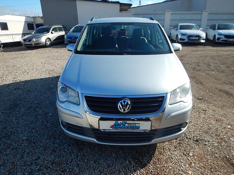 Volkswagen Touran 2.0 TDI, DIGIKLIMA - fotka 3 z 26