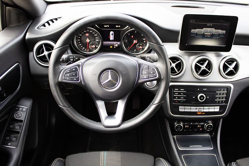 Mercedes-Benz CLA Doložitelný servis, nové letní - fotka 9 z 36