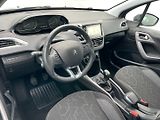 Peugeot 2008 (2019) 1.2PT 61kW Navigace! Car Play - náhled 12