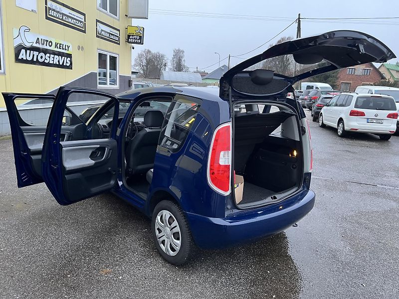 Škoda Roomster 1.6TDI 66KW,KLIMA,ESP,1MAJ - fotka 26 z 43