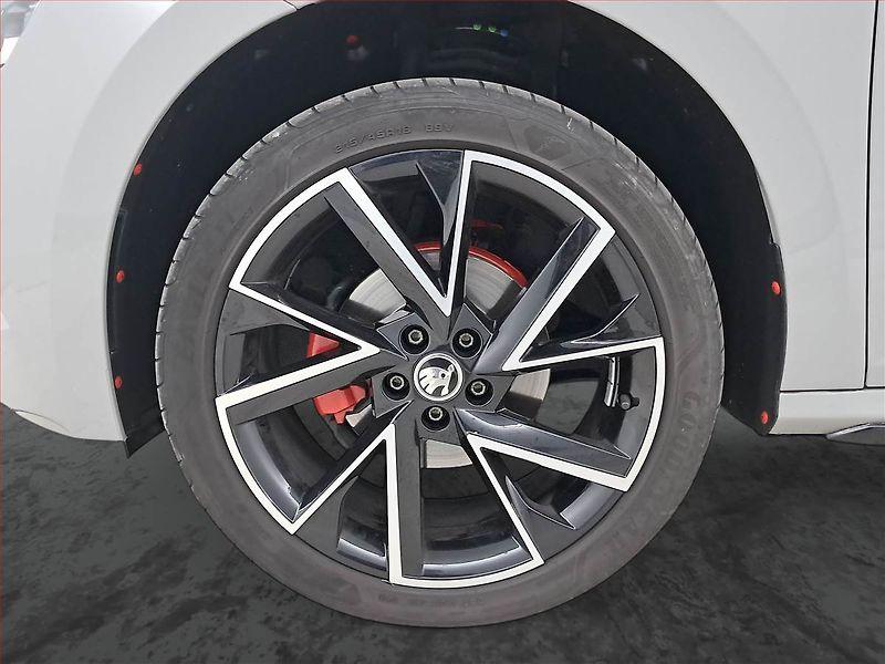Škoda Kamiq (2020) Monte Carlo 1.5 TSI - fotka 15 z 23