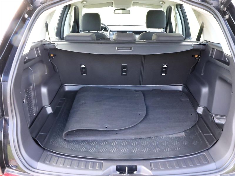 Land Rover Discovery Sport 2,0 TD4 110kW 4WD Automat - fotka 10 z 32