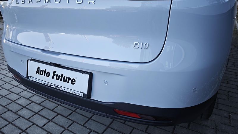 Leapmotor B10 (2026)  Design 1,5 EV hybrid  - fotka 12 z 39