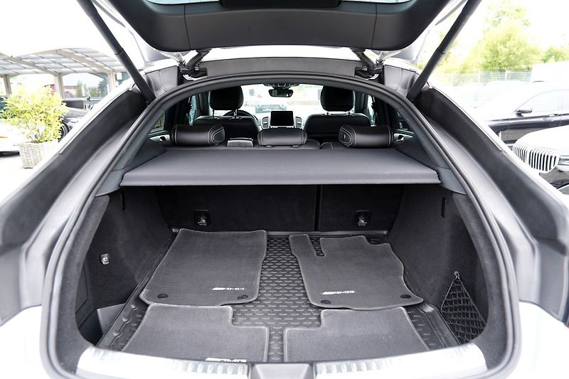 Mercedes-Benz GLE 43 AMG 4Matic/9AT/370PS/DPH - fotka 12 z 43