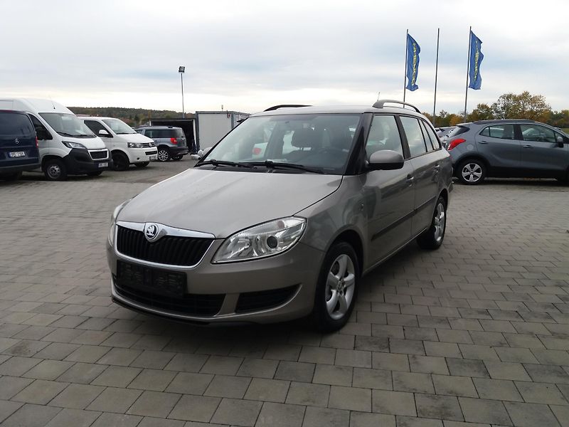 Škoda Fabia 1.2TSi,77kW,DSG,DIG.KLIM,VÝHŘE - fotka 4 z 36