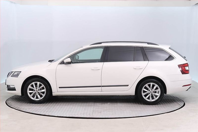Škoda Octavia (2018) Style Plus 1.6 TDI, Tempomat - fotka 3 z 18