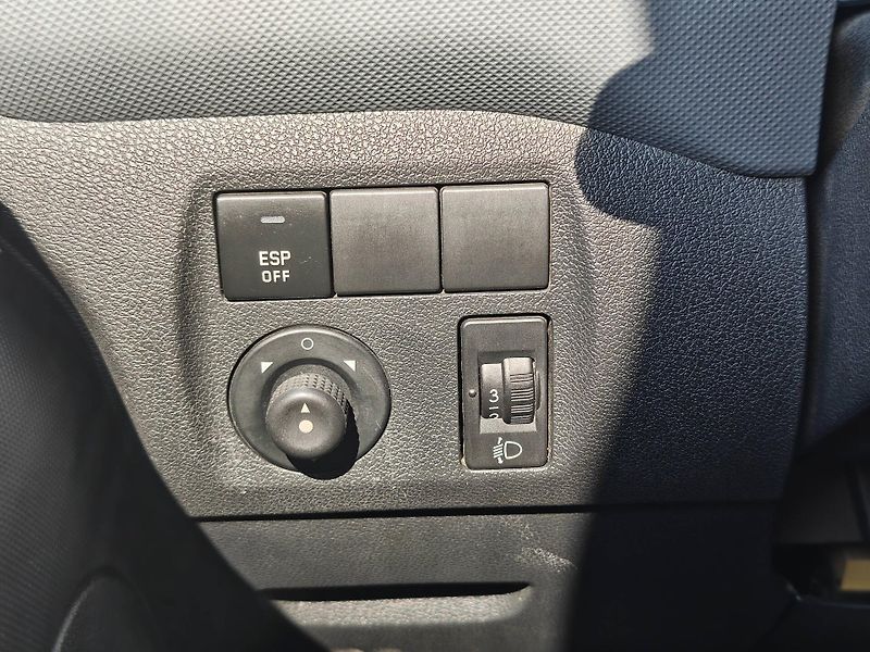 Peugeot Partner ACTIVE 1,6HDi - fotka 13 z 16