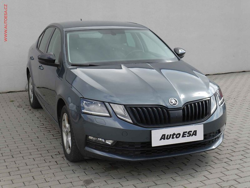 Škoda Octavia (2019) 1.5TSi, ČR, Style, LED, kmera - fotka 1 z 3