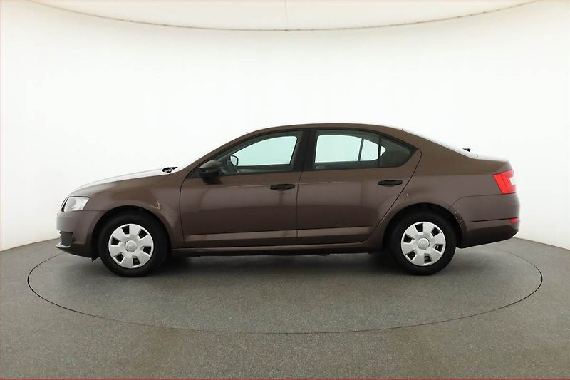 Škoda Octavia (2016) 1.6 TDI, Tempomat - fotka 3 z 15