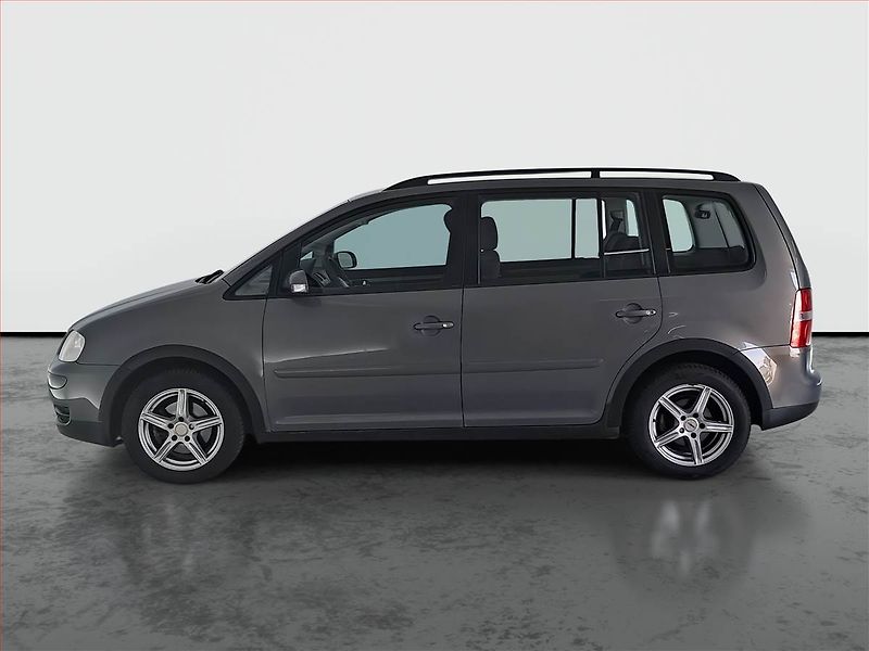 Volkswagen Touran (2005) 1.9 TDI, 7 míst, nová STK - fotka 3 z 15