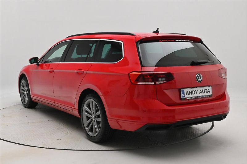 Volkswagen Passat 2,0 TDI 110 KW DSG BUSINESS Zá - fotka 7 z 31