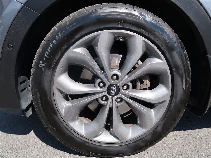 Hyundai Santa Fe 2,2 CRDi,145kW,NovéČR,Premium - fotka 28 z 37