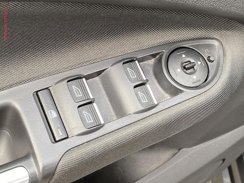 Ford C-MAX (2019) 1.5 EB, Sport, AT, bixen, TZ - fotka 11 z 17