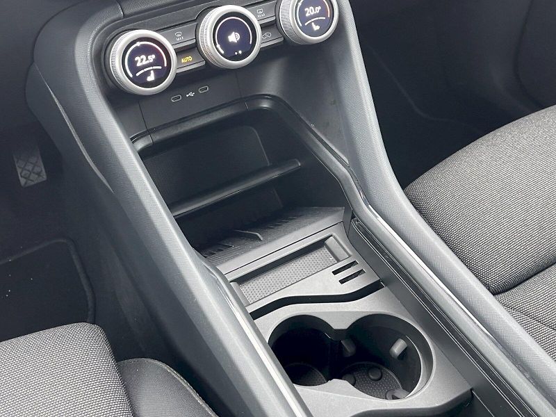 Škoda Kodiaq (2024) 2.0 TDI 142 kW Selection 4x4 D - fotka 13 z 35